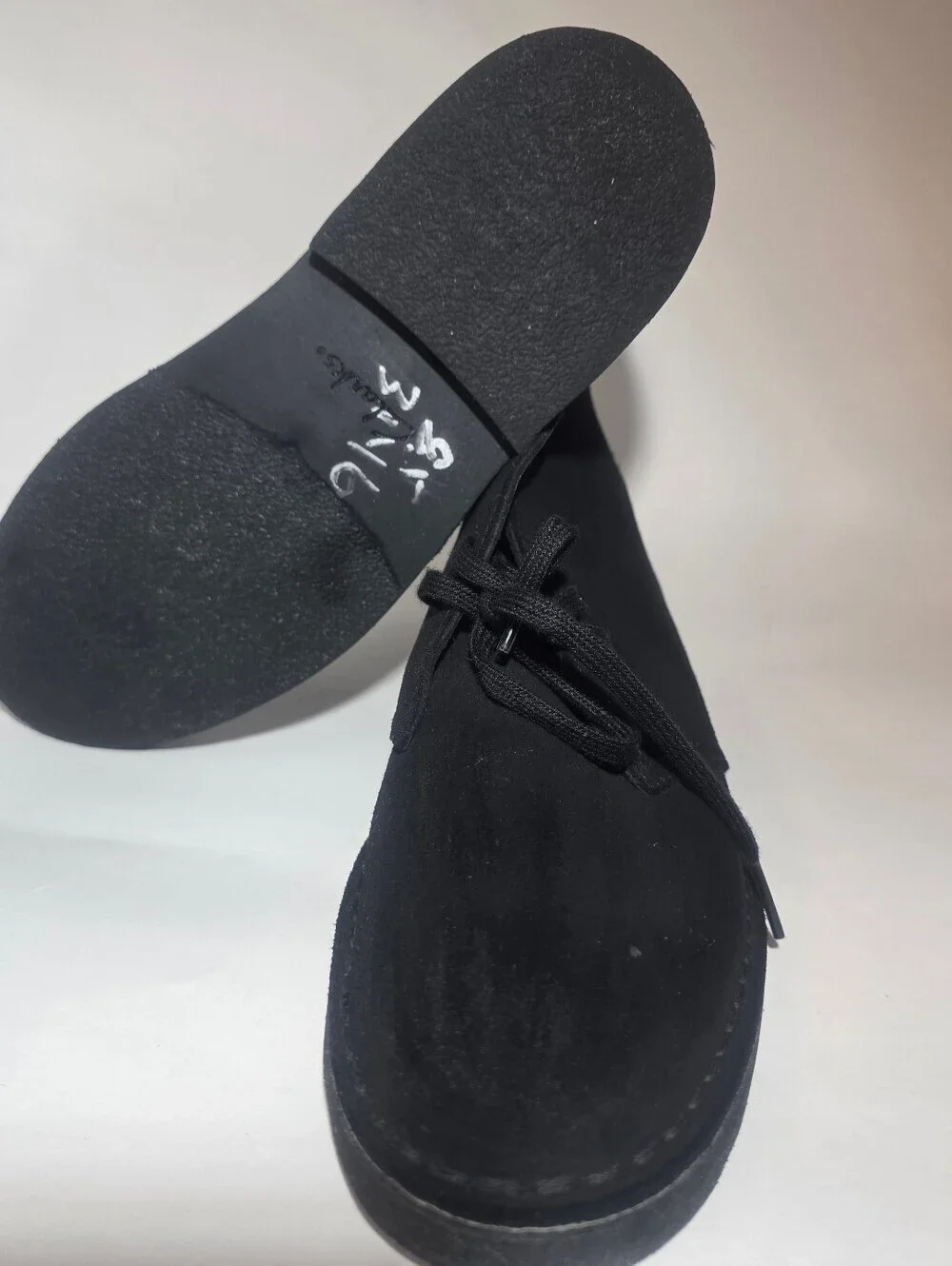 Clarks Desert Boot Black Suede Chukka Lace Up Women’s Size 8.5